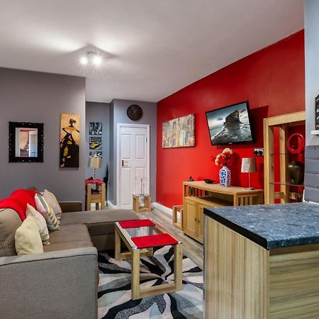 Stockton Town Centre Spacious Apartment Free Parking And Wifi Luaran gambar